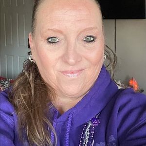 Meet your Posher, Kellie